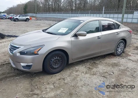 2015 Nissan Altima 2.5/2.5 S/2.5 Sl/2.5 Sv z USA, uszkodzony, nr VIN 1N4AL3AP9FN341262
